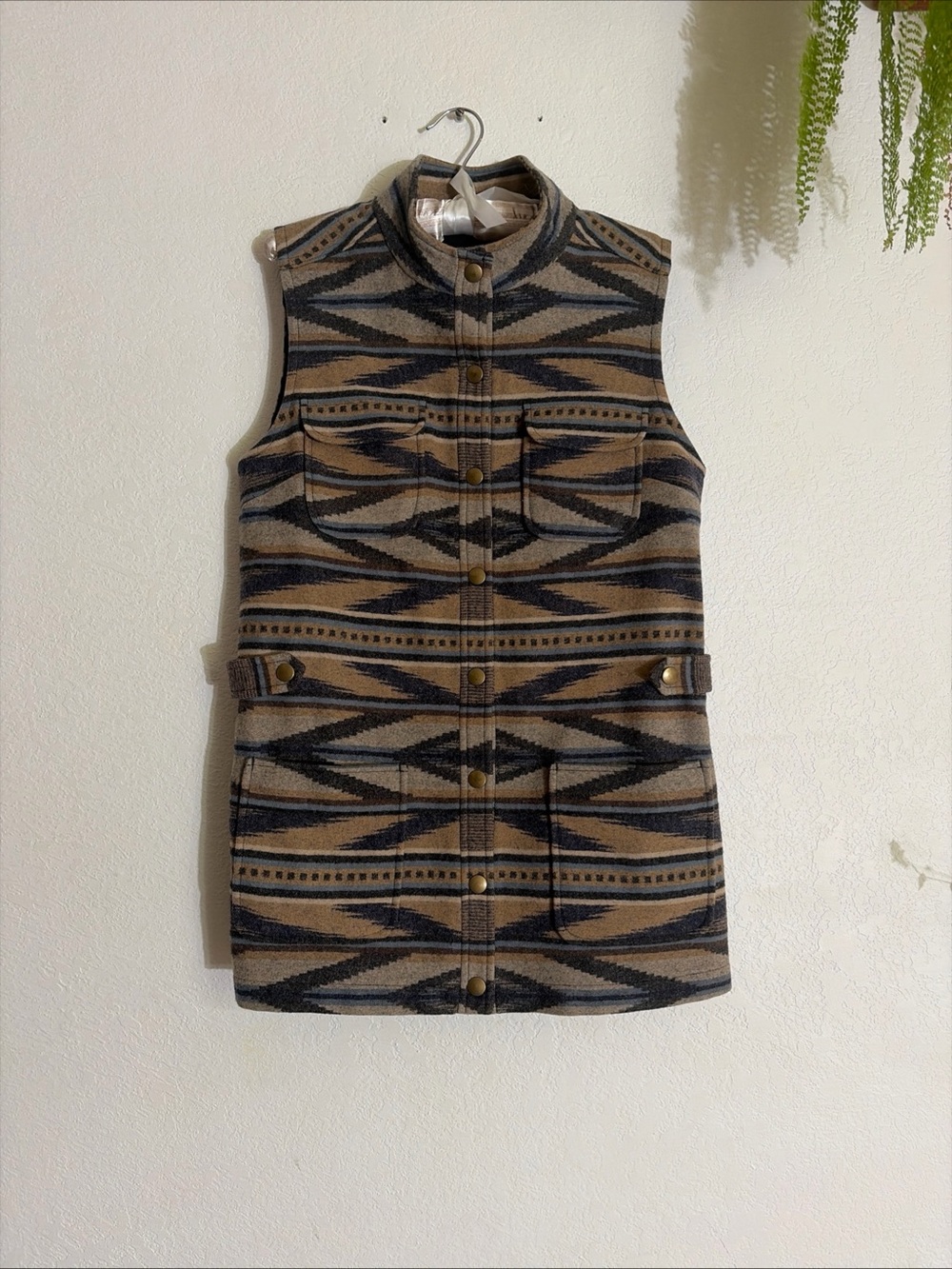 Pendleton Aztec / Tribal / Western 100% Virgin Wool Long Line Vest Size M